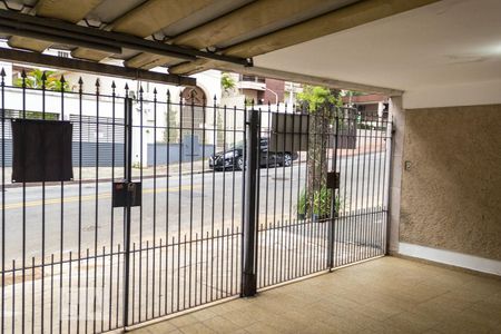 Casa à venda com 190m², 3 quartos e 2 vagas Casa à venda com 190m², 3 quartos e 2 vagasGaragem