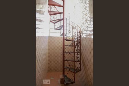 Casa de condomínio à venda com 198m², 4 quartos e sem vaga Casa de condomínio à venda com 198m², 4 quartos e sem vagaÁrea de Serviço 2