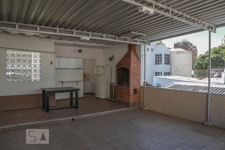 Casa de condomínio à venda com 198m², 4 quartos e sem vaga Casa de condomínio à venda com 198m², 4 quartos e sem vagaÁrea comum - Churrasqueira