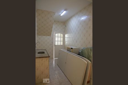 Casa de condomínio à venda com 198m², 4 quartos e sem vaga Casa de condomínio à venda com 198m², 4 quartos e sem vagaCozinha