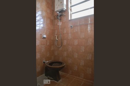 Casa de condomínio à venda com 198m², 4 quartos e sem vaga Casa de condomínio à venda com 198m², 4 quartos e sem vagaBanheiro 2