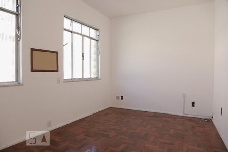 Casa de condomínio à venda com 198m², 4 quartos e sem vaga Casa de condomínio à venda com 198m², 4 quartos e sem vagaQuarto 2