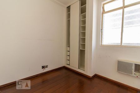Apartamento à venda com 150m², 3 quartos e 1 vaga Apartamento à venda com 150m², 3 quartos e 1 vagaQuarto 2