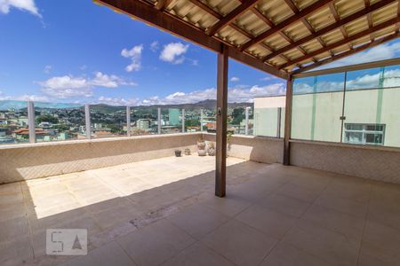 Apartamento à venda com 150m², 3 quartos e 1 vaga Apartamento à venda com 150m², 3 quartos e 1 vagaCobertura - Área Externa