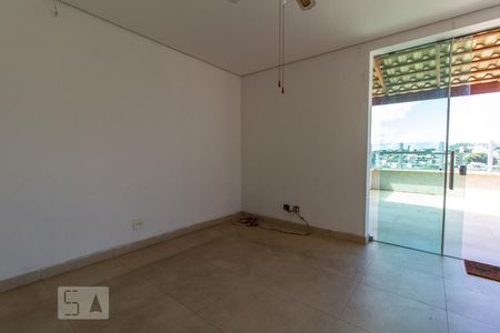 Apartamento à venda com 150m², 3 quartos e 1 vaga Apartamento à venda com 150m², 3 quartos e 1 vagaCobertura - Sala 2