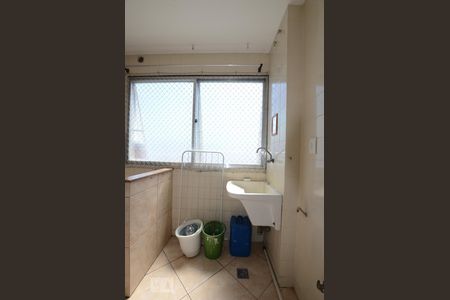 Apartamento à venda com 78m², 2 quartos e 1 vagaÁrea de Serviço