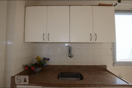 Apartamento à venda com 78m², 2 quartos e 1 vagaCozinha
