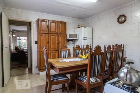 Casa à venda com 220m², 3 quartos e 6 vagasCozinha