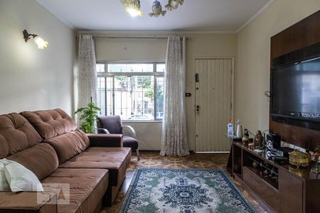 Casa à venda com 220m², 3 quartos e 6 vagasSala