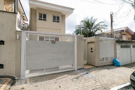 Casa para alugar com 360m², 3 quartos e 6 vagasFachada