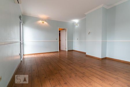 Casa para alugar com 360m², 3 quartos e 6 vagasSuíte