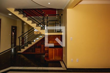 Sala 1 de casa à venda com 4 quartos, 220m² em Santa Amélia, Belo Horizonte