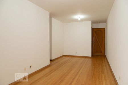 Sala de apartamento para alugar com 3 quartos, 80m² em Recreio dos Bandeirantes, Rio de Janeiro