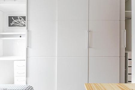 Quarto 1 de apartamento para alugar com 1 quarto, 34m² em Centro, Curitiba