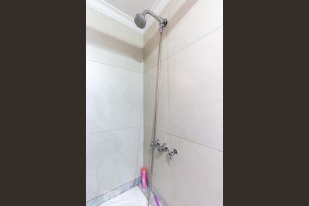 Apartamento à venda com 120m², 2 quartos e 2 vagas Apartamento à venda com 120m², 2 quartos e 2 vagasBanheiro da suíte - Chuveiro