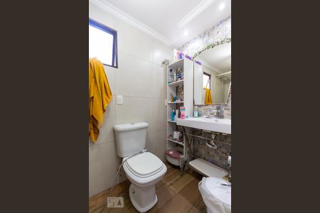 Apartamento à venda com 120m², 2 quartos e 2 vagas Apartamento à venda com 120m², 2 quartos e 2 vagasBanheiro da suíte