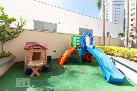 Apartamento à venda com 120m², 2 quartos e 2 vagas Apartamento à venda com 120m², 2 quartos e 2 vagasPlayground