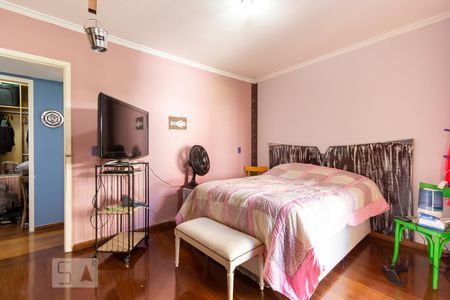 Apartamento à venda com 120m², 2 quartos e 2 vagas Apartamento à venda com 120m², 2 quartos e 2 vagasSuíte