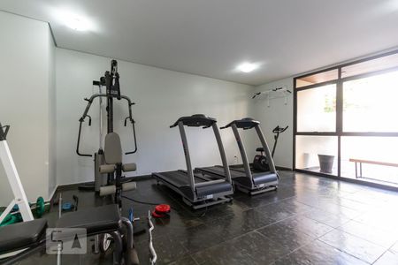 Apartamento à venda com 120m², 2 quartos e 2 vagas Apartamento à venda com 120m², 2 quartos e 2 vagasAcademia