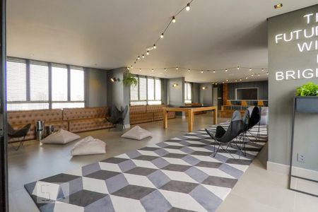 Studio para alugar com 21m², 1 quarto e sem vaga Studio para alugar com 21m², 1 quarto e sem vagaSala de Jogos