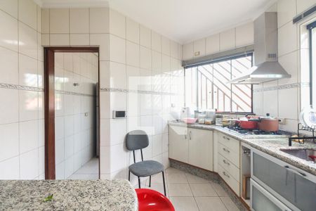 Casa à venda com 203m², 3 quartos e 5 vagasCozinha 