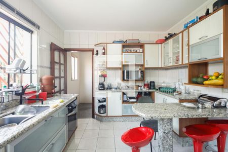 Casa à venda com 203m², 3 quartos e 5 vagasCozinha 