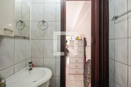 Casa à venda com 203m², 3 quartos e 5 vagasBanheiro de Serviço 