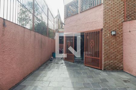 Casa à venda com 203m², 3 quartos e 5 vagasQuintal e Churrasqueira 