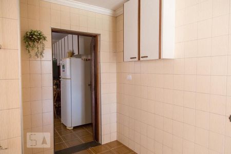 Casa à venda com 170m², 3 quartos e 2 vagas Casa à venda com 170m², 3 quartos e 2 vagasÁrea de Serviço
