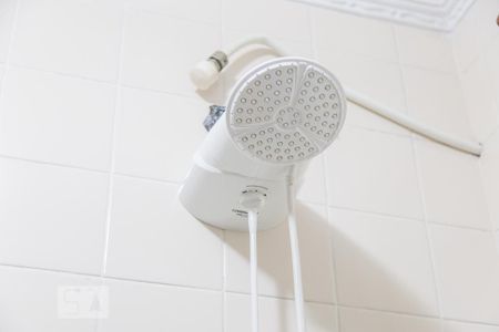 Casa à venda com 170m², 3 quartos e 2 vagas Casa à venda com 170m², 3 quartos e 2 vagasBanheiro 2