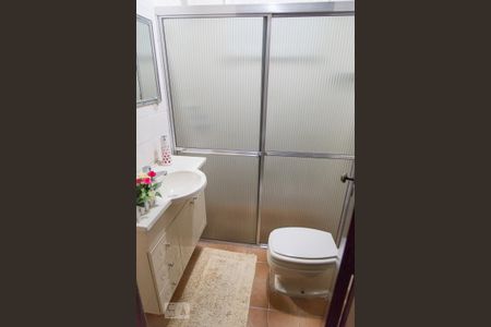 Casa à venda com 170m², 3 quartos e 2 vagas Casa à venda com 170m², 3 quartos e 2 vagasBanheiro 2