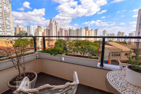 Apartamento à venda com 250m², 5 quartos e 4 vagasVaranda