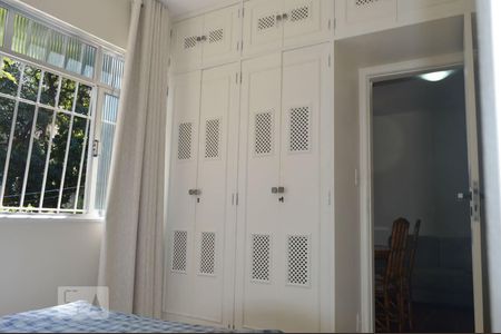 Quarto Suíte de apartamento para alugar com 1 quarto, 46m² em São Domingos, Niterói