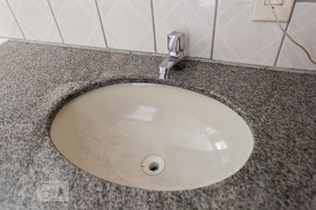 Apartamento à venda com 85m², 3 quartos e 2 vagasBanheiro da Suíte - Pia