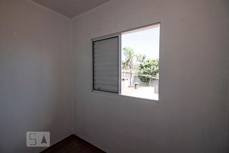Casa de condomínio para alugar com 110m², 3 quartos e 2 vagasQuarto 2