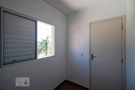 Casa de condomínio para alugar com 110m², 3 quartos e 2 vagasQuarto 2