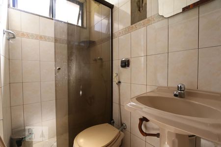 Apartamento à venda com 178m², 4 quartos e 2 vagasBanheiro de Serviço