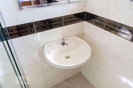 Casa à venda com 200m², 3 quartos e 2 vagas2o. Andar - Suíte 1/ Banheiro