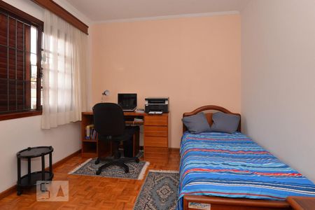 Casa à venda com 230m², 4 quartos e 3 vagas Casa à venda com 230m², 4 quartos e 3 vagasQuarto 2
