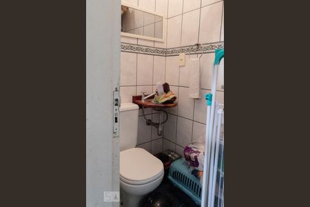 Casa à venda com 120m², 3 quartos e 2 vagas Casa à venda com 120m², 3 quartos e 2 vagasAcademia