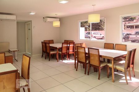 Apartamento à venda com 67m², 3 quartos e 1 vaga Apartamento à venda com 67m², 3 quartos e 1 vagaSalão de Festas