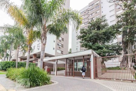 Apartamento à venda com 62m², 2 quartos e 1 vagaFachada e portaria