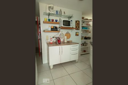 Apartamento à venda com 150m², 3 quartos e 2 vagasCozinha