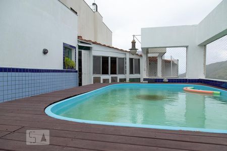 Apartamento à venda com 150m², 3 quartos e 2 vagasPiscina