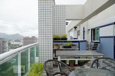 Apartamento à venda com 150m², 3 quartos e 2 vagasVaranda