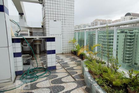 Apartamento à venda com 150m², 3 quartos e 2 vagasVaranda