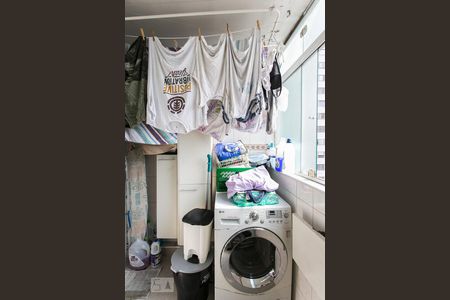 Apartamento à venda com 78m², 3 quartos e 1 vagaÁrea de Serviço