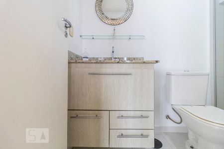 Apartamento para alugar com 56m², 2 quartos e 1 vaga Apartamento para alugar com 56m², 2 quartos e 1 vagaBanheiro