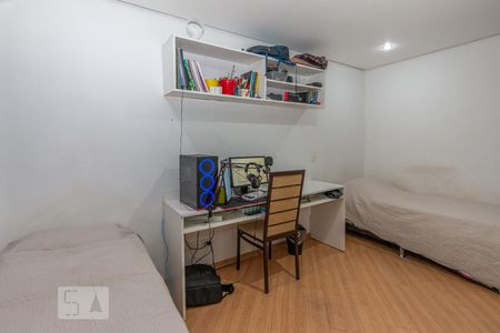 Casa à venda com 250m², 4 quartos e 2 vagas Casa à venda com 250m², 4 quartos e 2 vagasSuite 2