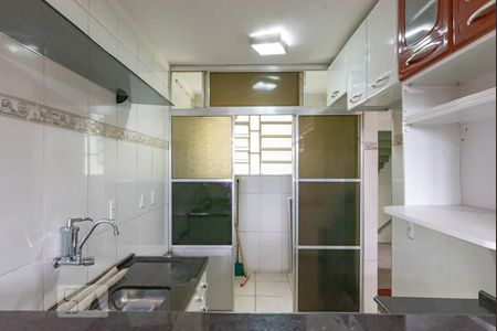 Apartamento à venda com 57m², 2 quartos e 1 vaga Apartamento à venda com 57m², 2 quartos e 1 vagaCozinha - Armários
